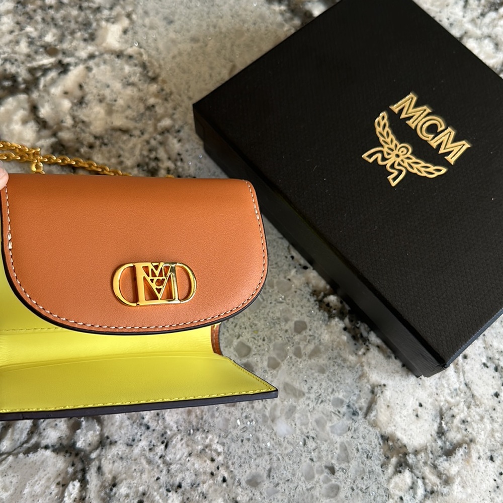 NWT authentic MCM mini micro wallet crossbody - GORGEOUS - Picture 3 of 11